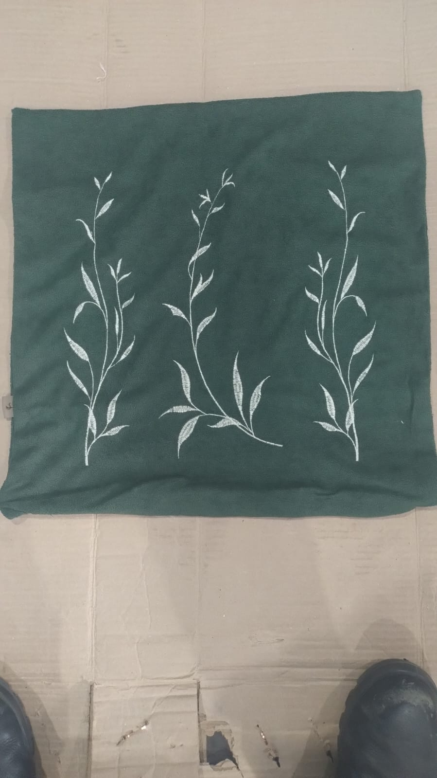 ST47 CAPA ALMOFADA FOLHAS 50X50 VERDE